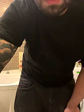 Snapshot of JeffryBoy36 chatting on 10-08-25, 11:02 JeffryBoy36 online show from 10-08-25, 11:02