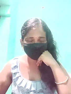 Snapshot of Naina_telugu_ chatting on 10-03-25, 04:48 Naina telugu online show from 10-03-25, 04:48