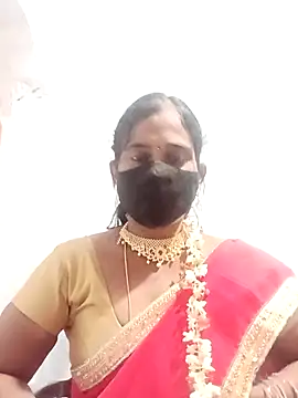 Snapshot of Naina_telugu_ chatting on 10-21-25, 05:46 Naina telugu online show from 10-21-25, 05:46