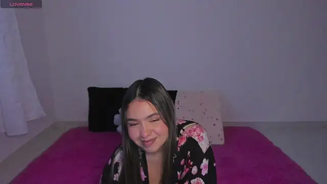 Snapshot of Alana_Banana_ chatting on 11-11-25, 10:43 Alana Banana online show from 11-11-25, 10:43