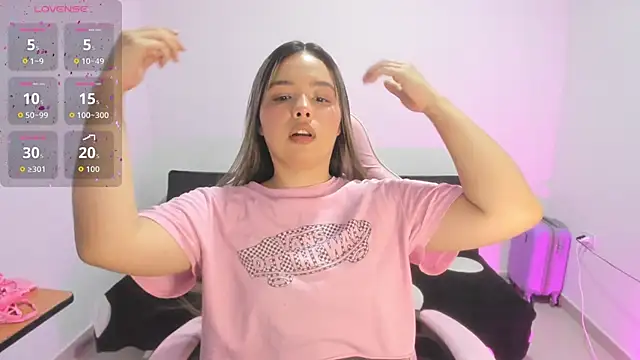 Snapshot of Alana_Banana_ chatting on 11-26-25, 11:17 Alana Banana online show from 11-26-25, 11:17