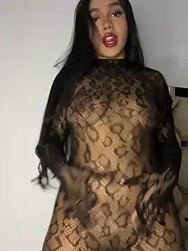 Michelle johnson  online show from 03-25-26, 07:42