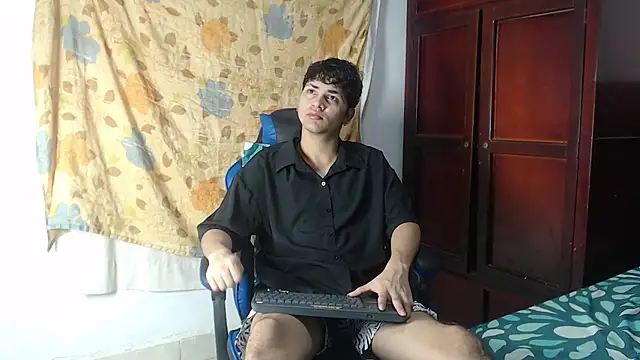 alice julls online show from 05-27-26, 06:27