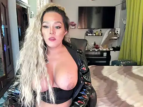 Queen Angela6 online show from 10-16-25, 08:26