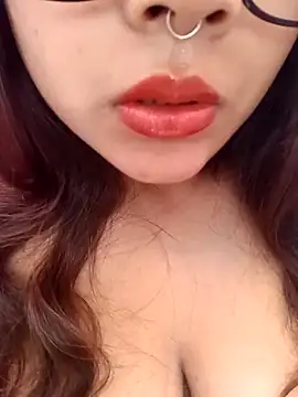 Snapshot of Hott_Muskan chatting on 11-30-25, 11:14 Hott Muskan online show from 11-30-25, 11:14