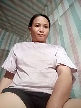 Love-Mama33 online show from 10-26-25, 02:45