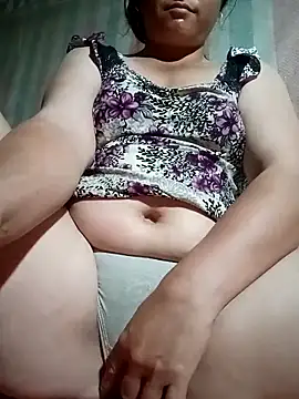 Love-Mama33 online show from 04-18-26, 10:54