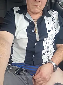 Snapshot of longd4tightpussy chatting on 09-17-25, 07:26 longd4tightpussy online show from 09-17-25, 07:26