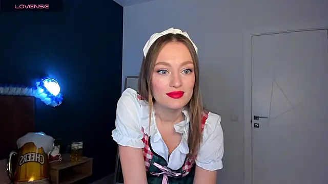 EvelynPoole online show from 09-26-25, 01:31