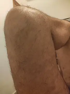 Snapshot of gigolobcn chatting on 10-17-25, 10:56 gigolobcn online show from 10-17-25, 10:56