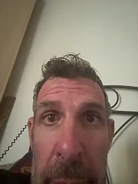 Snapshot of gigolobcn chatting on 12-15-25, 10:52 gigolobcn online show from 12-15-25, 10:52