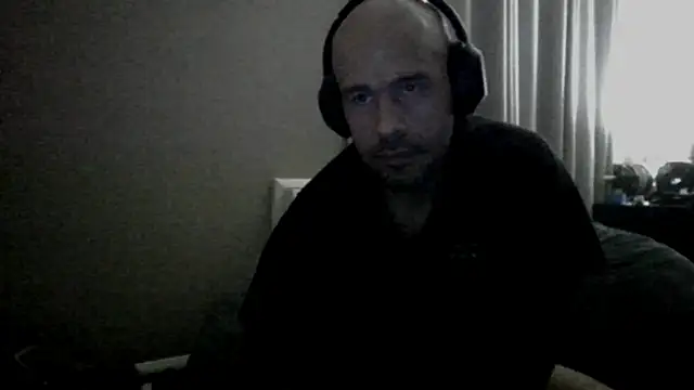 Snapshot of LeeCox chatting on 03-06-25, 12:30 LeeCox online show from 03-06-25, 12:30