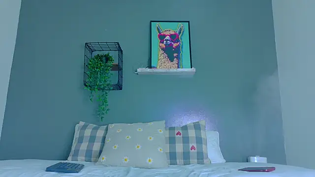 Nickifox   online show from 11-17-25, 07:41