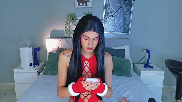 Snapshot of Nickifox__ chatting on 12-18-25, 07:31 Nickifox online show from 12-18-25, 07:31