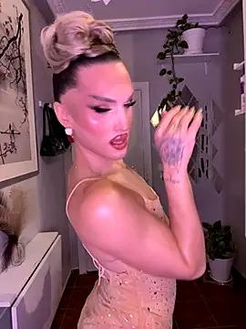 lacattiva online show from 11-20-25, 05:12