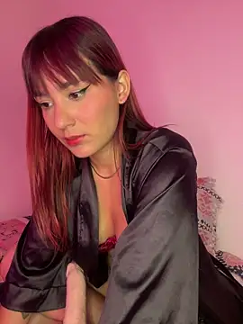 Snapshot of Zara_Bel chatting on 09-24-25, 06:00 Zara Bel online show from 09-24-25, 06:00