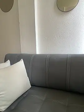 Snapshot of Zara_Bel chatting on 10-04-25, 06:17 Zara Bel online show from 10-04-25, 06:17