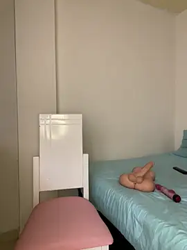 Snapshot of Zara_Bel chatting on 11-13-25, 06:29 Zara Bel online show from 11-13-25, 06:29