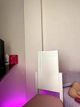 Snapshot of Zara_Bel chatting on 11-21-25, 06:17 Zara Bel online show from 11-21-25, 06:17