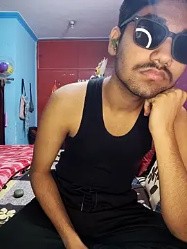 Snapshot of Drakyguy chatting on 11-22-25, 10:03 Drakyguy online show from 11-22-25, 10:03