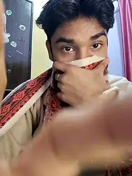 Snapshot of Drakyguy chatting on 11-25-25, 04:45 Drakyguy online show from 11-25-25, 04:45