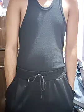 Snapshot of Drakyguy chatting on 11-29-25, 09:56 Drakyguy online show from 11-29-25, 09:56