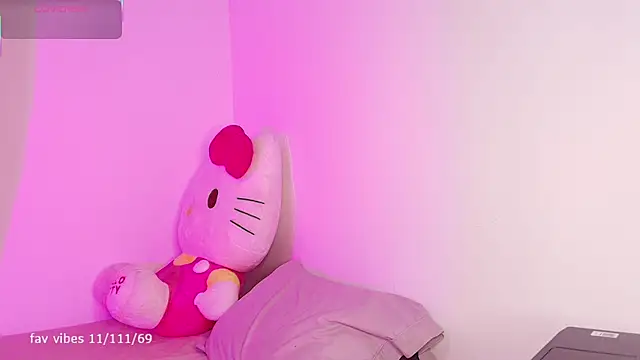 dulceangel   online show from 09-12-25, 02:11