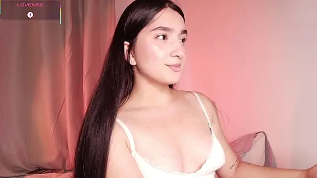 dulceangel   online show from 10-04-25, 11:47