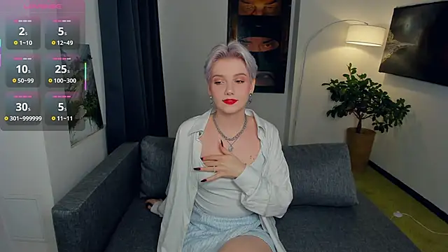 Snapshot of OdelynaAsp chatting on 10-03-25, 12:02 OdelynaAsp online show from 10-03-25, 12:02