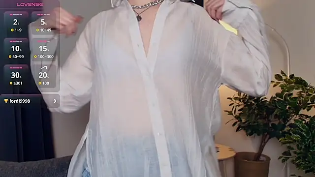 Snapshot of OdelynaAsp chatting on 12-03-25, 12:36 OdelynaAsp online show from 12-03-25, 12:36