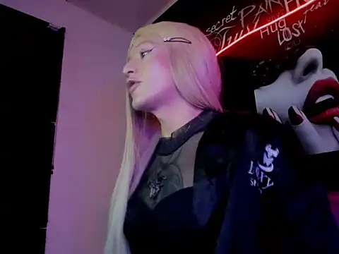 Megam  online show from 09-28-25, 01:00