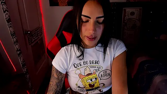 Snapshot of Samanthademonx20_ chatting on 02-19-26, 08:10 Samanthademonx20 online show from 02-19-26, 08:10