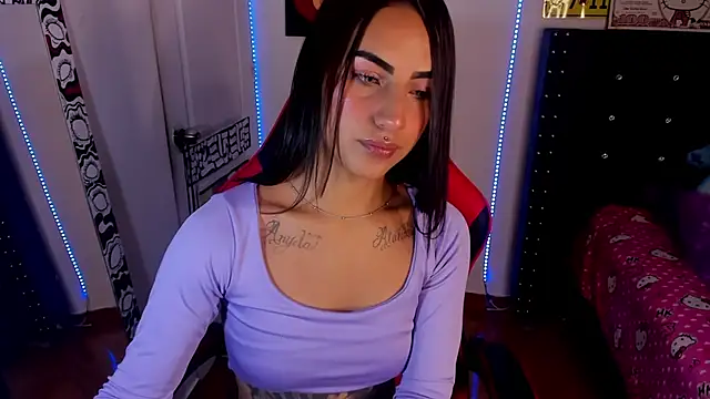 Snapshot of Samanthademonx20_ chatting on 02-25-26, 02:21 Samanthademonx20 online show from 02-25-26, 02:21