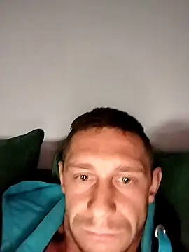 Snapshot of Dawidwi493_ chatting on 10-08-25, 01:03 Dawidwi493  online show from 10-08-25, 01:03