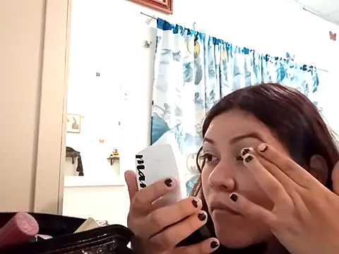 Kitty WetXxX online show from 11-11-25, 02:22