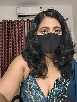 Snapshot of Your-Vedika chatting on 07-28-26, 04:27 Your-Vedika online show from 07-28-26, 04:27