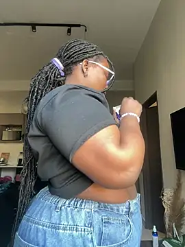 CurvyCocoxxx online show from 05-31-26, 07:37