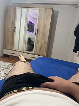 Erenn9972 online show from 09-10-25, 06:30