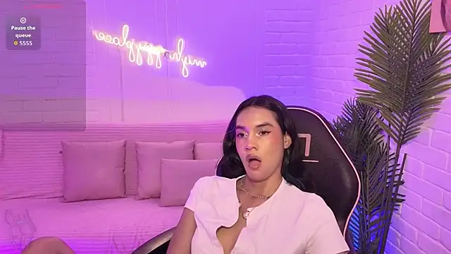 Snapshot of artemiss_tay chatting on 11-18-25, 07:07 artemiss tay online show from 11-18-25, 07:07