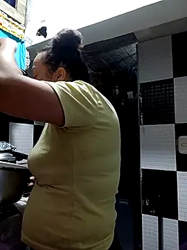 Lady 16 online show from 11-16-25, 09:53