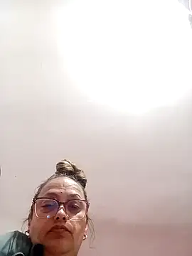 Lady 16 online show from 02-25-26, 10:30