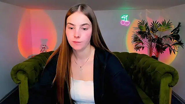 Snapshot of rad_rebel_ chatting on 09-16-25, 01:12 rad rebel online show from 09-16-25, 01:12