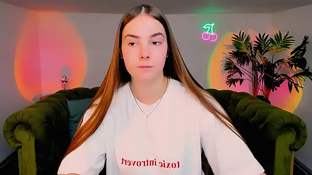 Snapshot of rad_rebel_ chatting on 09-20-25, 09:10 rad rebel online show from 09-20-25, 09:10