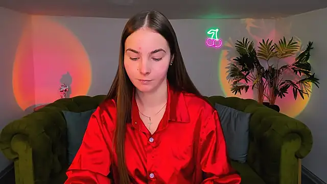 Snapshot of rad_rebel_ chatting on 10-19-25, 08:20 rad rebel online show from 10-19-25, 08:20