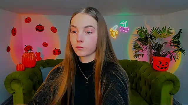 Snapshot of rad_rebel_ chatting on 10-30-25, 01:12 rad rebel online show from 10-30-25, 01:12