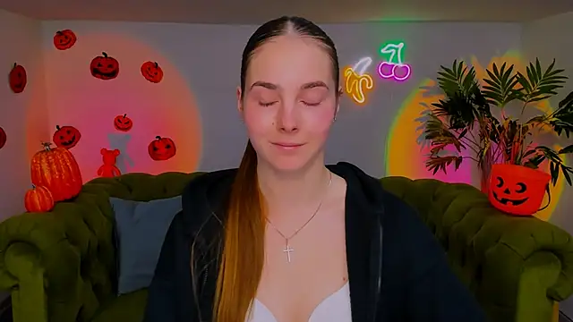 Snapshot of rad_rebel_ chatting on 11-02-25, 08:11 rad rebel online show from 11-02-25, 08:11