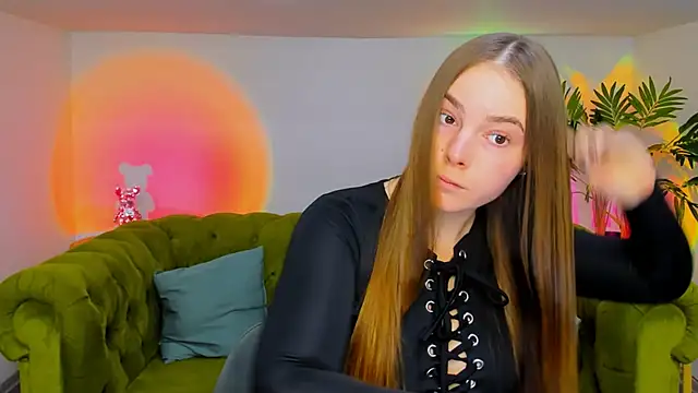 Snapshot of rad_rebel_ chatting on 11-21-25, 12:48 rad rebel online show from 11-21-25, 12:48