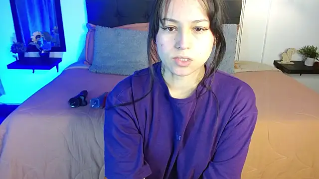 Eymmy 24 online show from 09-18-25, 01:18