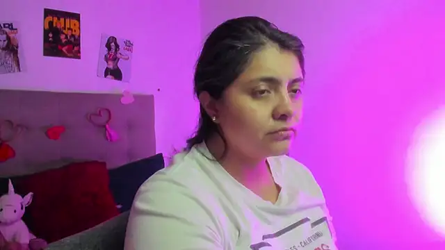 TifanyAmazinng online show from 02-16-26, 12:34