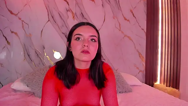 alicecute77 online show from 09-29-25, 02:27